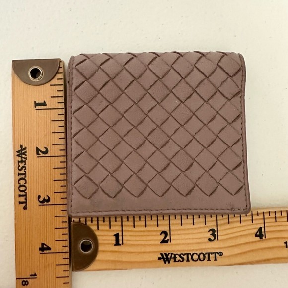 BOTTEGA VENETA Intrecciato Leather Bi-Fold Card Holder Wallet Snap On Dusty Pink - Picture 13 of 13